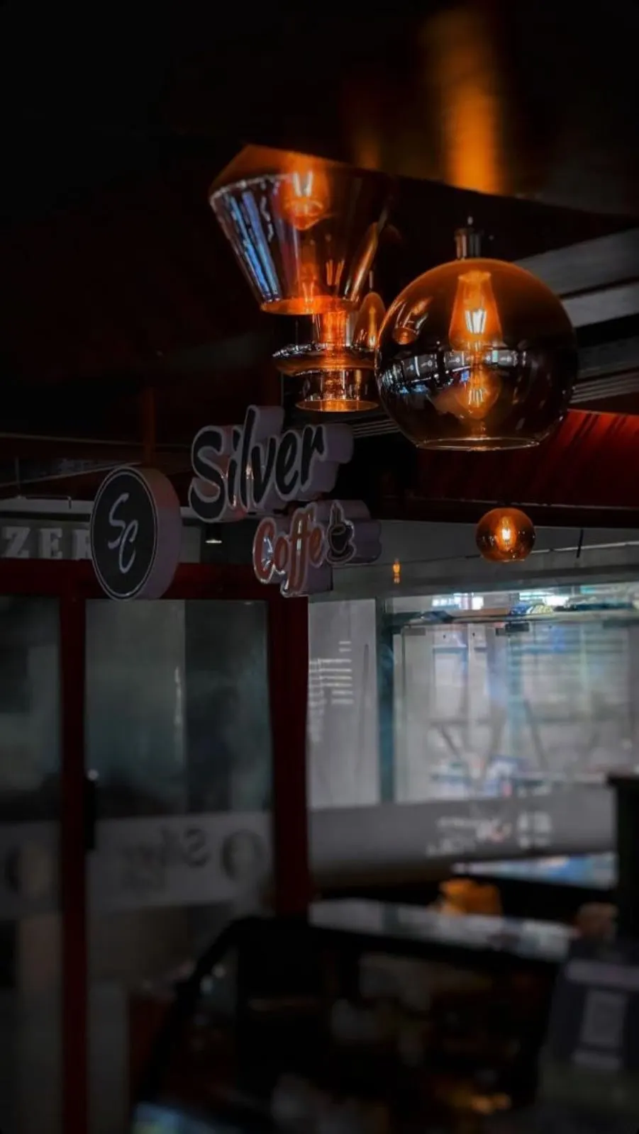 Silver Coffee Shangani interior